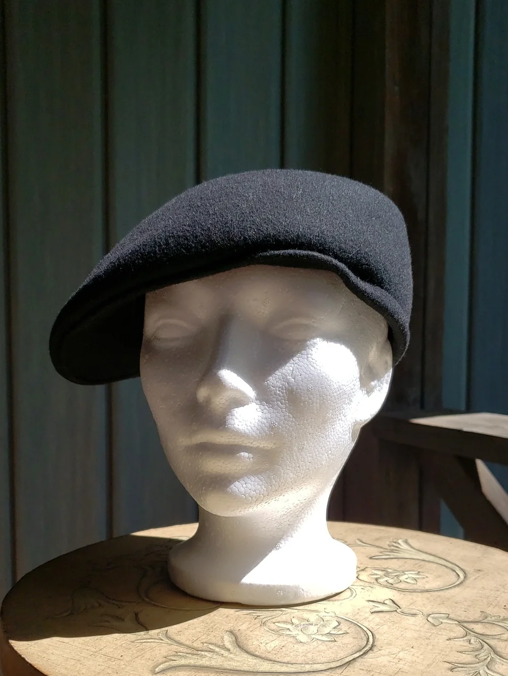 Classic Black Wool Flat Cap - Unbranded